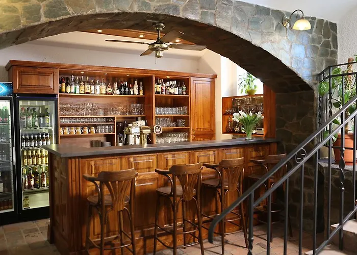 U Semika Otel 3*