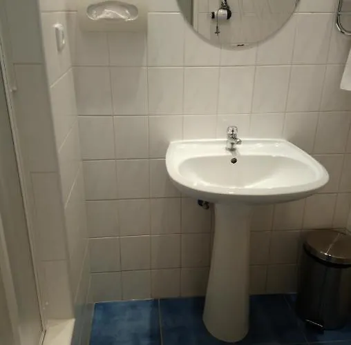 U Semika Otel 3*